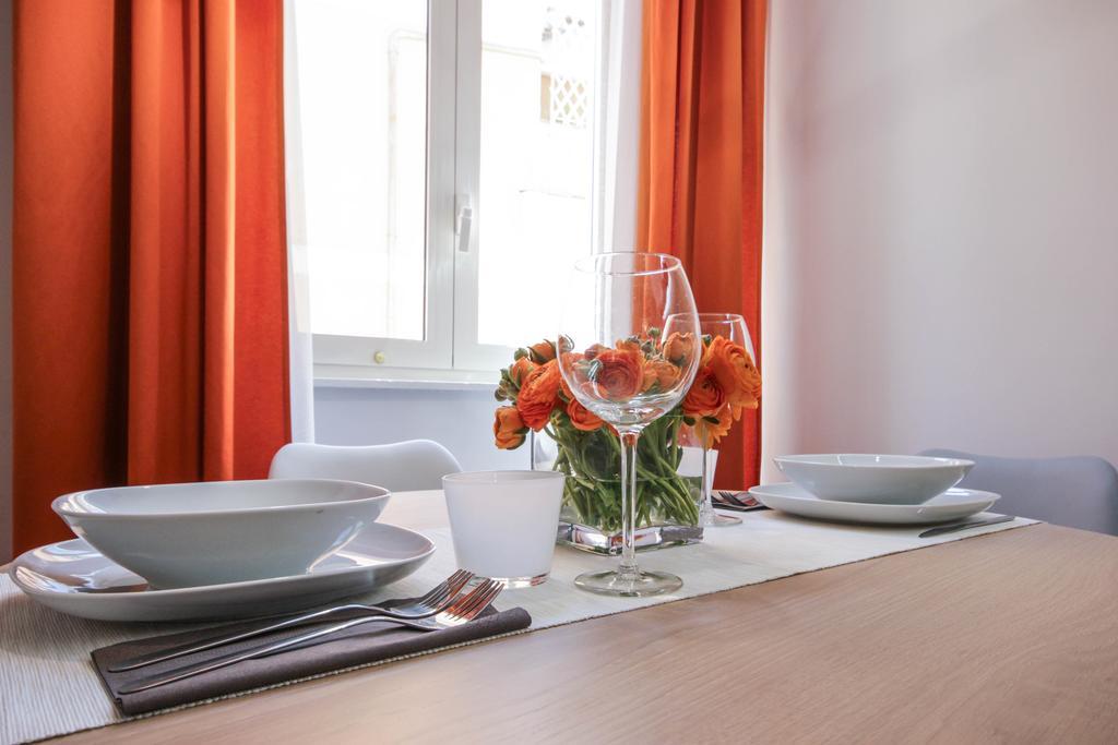 רומא Living Rhome - Condotti Apartment מראה חיצוני תמונה