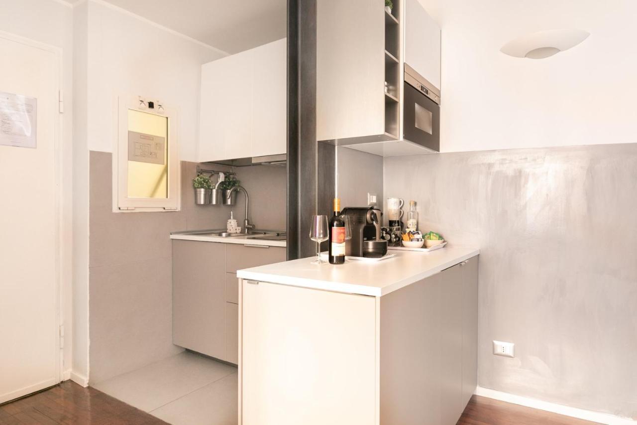 רומא Living Rhome - Condotti Apartment מראה חיצוני תמונה